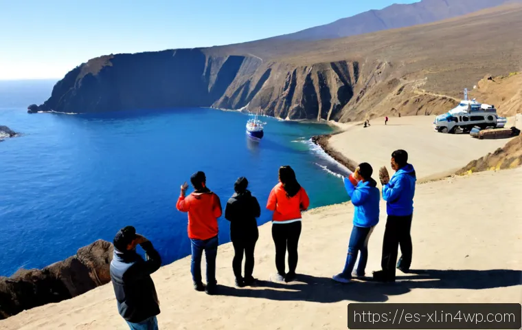 Home 17 기후 엔지니어링과 환경 정의 - Photorealistic coastal community in northern Chile observing a climate engineering research vessel o...